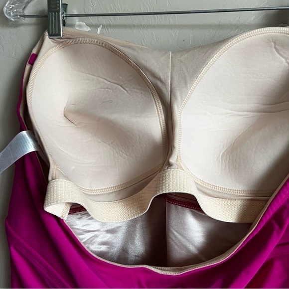 Kona Sol Pink Tummy Control Twist Front Full Coverage Strapless Bathingsuit - Picture 7 of 9